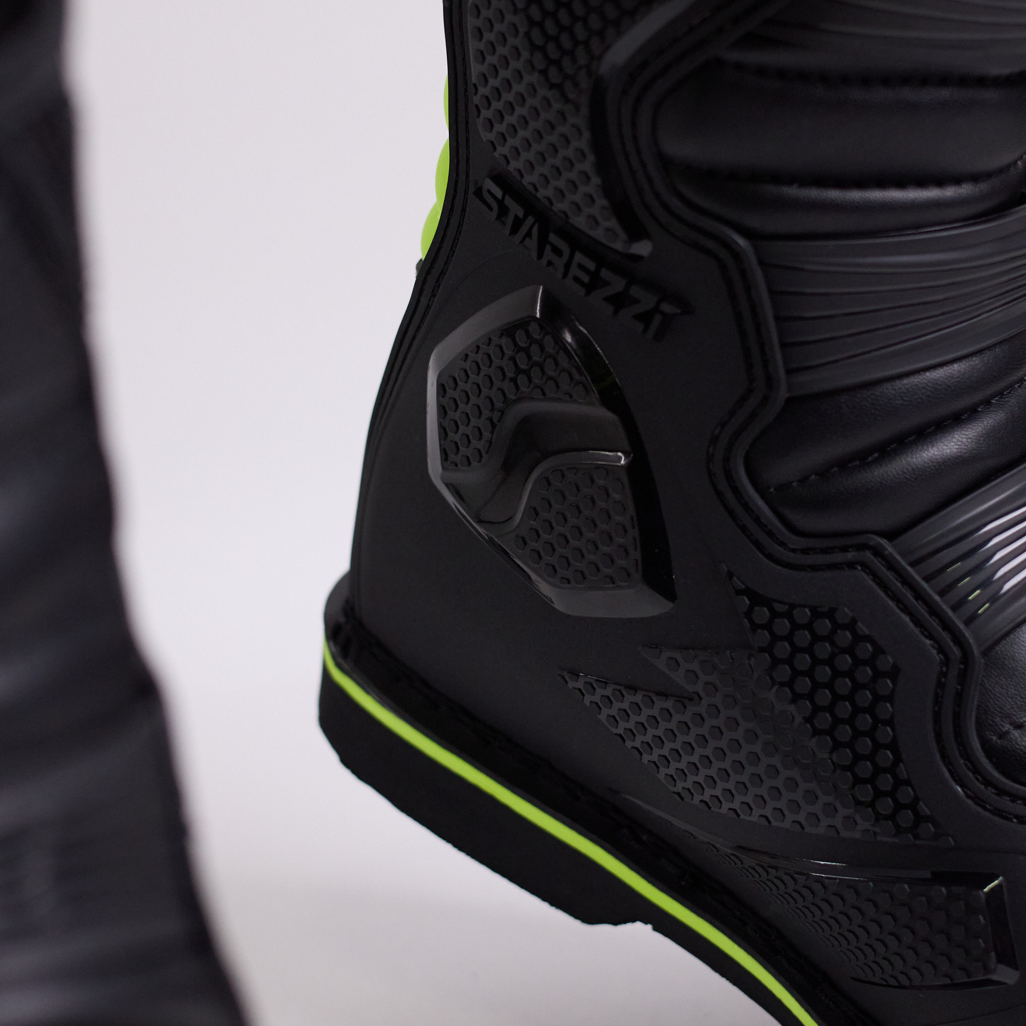 5Y7A4896 1x1